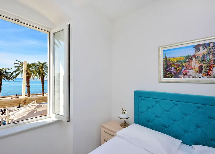 Adriana 3* Сплит