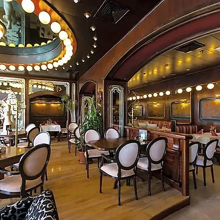 Otel Adriana