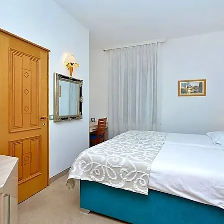 Otel Adriana Split