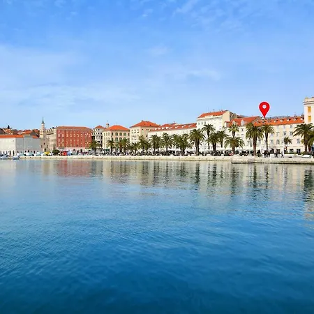 Adriana Hotel 3*