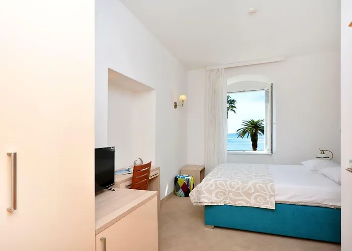 Hotel Adriana