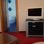 Adriana سبليت
